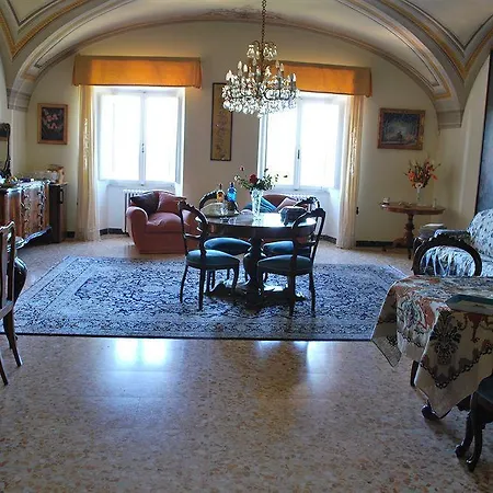 Bed & Breakfast Farinella 3*