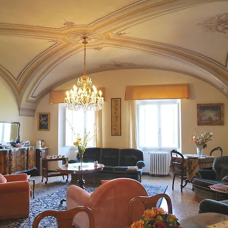 Farinella Bed & Breakfast 3*